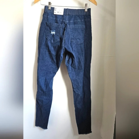 🟢3/$19🟢 HUE Jeggings Jean Leggings Distressed  Blue Size M - Picture 7 of 10